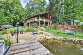 Pet-Friendly Cabin with Dock on Lake Martin!